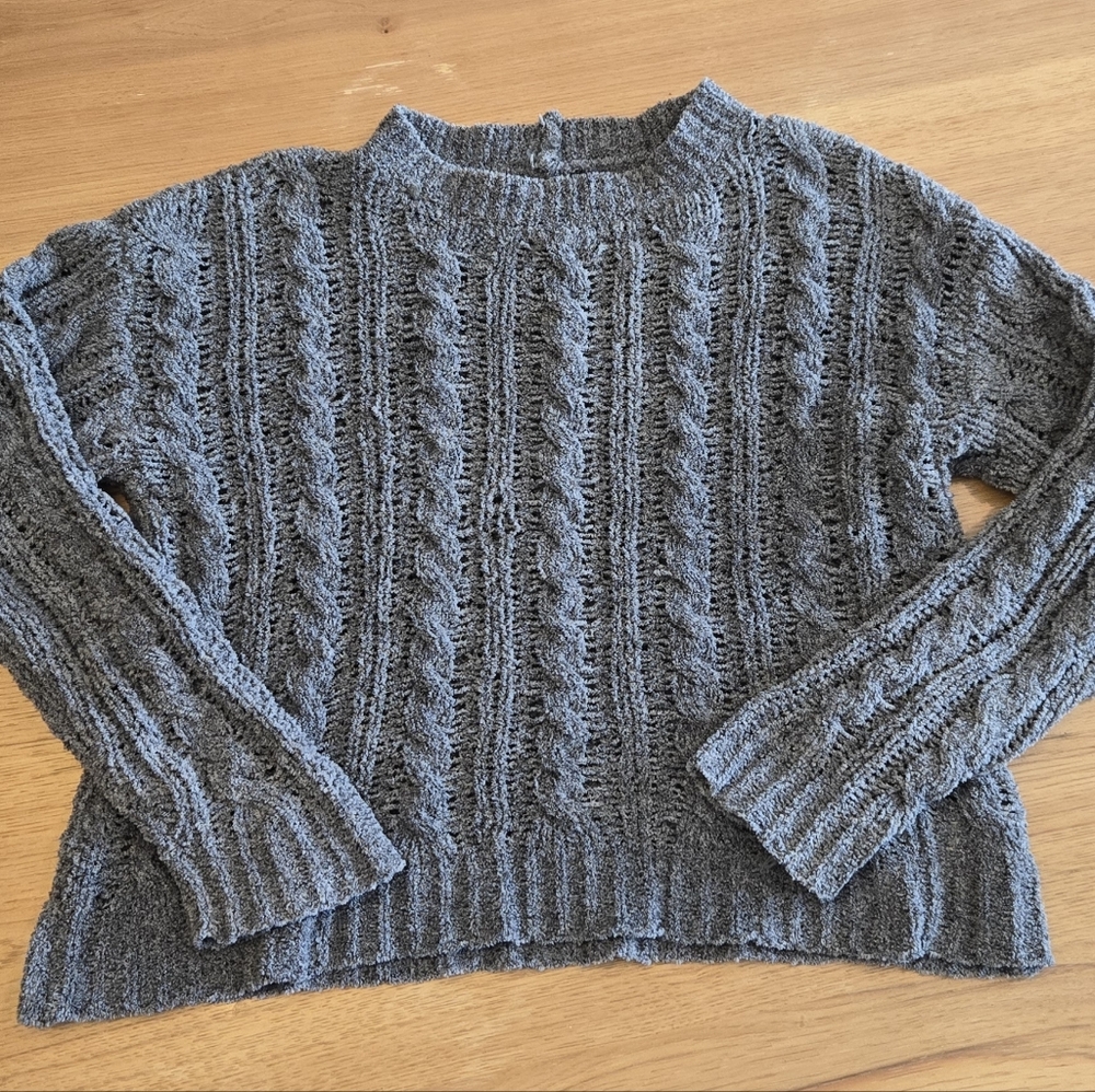 American Eagle Open Knit Sweater | Size XS | Gray Lightweight Crewneck